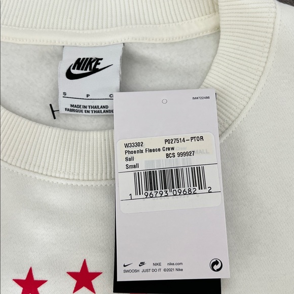 Nike Portland Thorns FC Women's Oversized Crop Sweatshirt Pullover - Picture 9 of 10